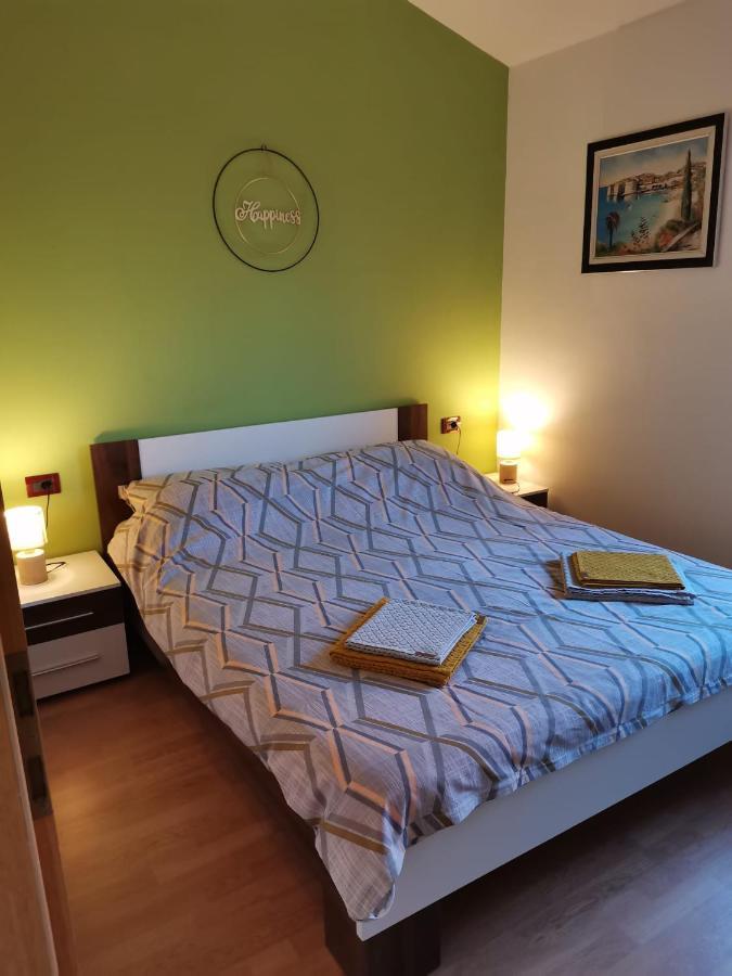 Appartement Sonia Fažana Eksteriør bilde